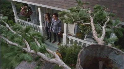 Où sont Ezra et Spencer ?