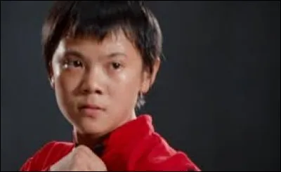 Comment s'appelle le rival du garçon ?