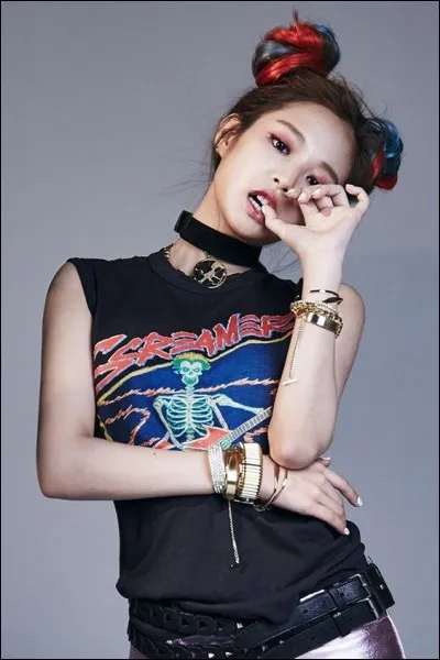 La couleur préférée de Jennie est :