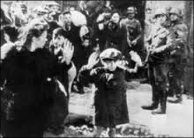 Cochez la bonne réponse ! Cette phrase est prononcée à la fin !