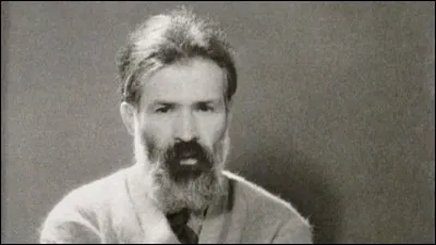 De quelle nationalité était le sculpteur Constantin Brâncusi ?