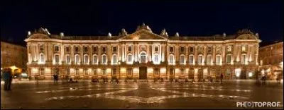 Je suis la quatrième commune la plus peuplée de France.