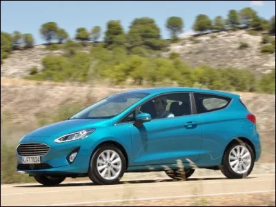 Combien de versions de la "Ford Fiesta" ont été conçues ?