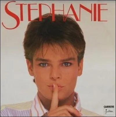 Quel est le titre de la chanson qui a propulsé Stéphanie, la princesse de Monaco, à la tête du top 50 en 1986 pendant plus de dix semaines ?