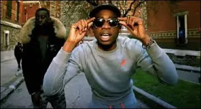 Avec qui a-t-il fait un duo ?