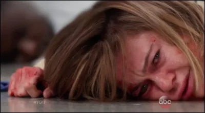 Dans quel épisode Meredith est-elle agressée et par qui ?