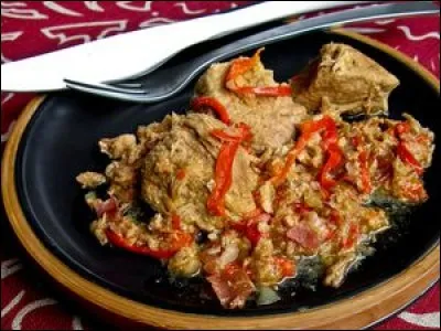 Je vous offre ce plat traditionnel basque à base de veau, oignon, piment d'Espelette, à une condition : me donner son nom ! Vous le découvrirez en insérant une des lettres proposées dans le mot "axa".