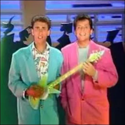 À qui doit-on la célèbre musique "Nuit de folie " ?