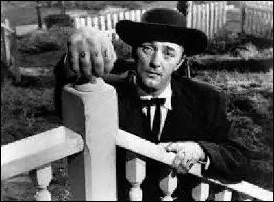 C'est un thriller américain sorti en 1955 et réalisé par Charles Laughton. Quel est le nom de ce film ?