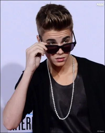 Avec qui Justin Bieber n'a-t-il jamais fait de chanson ?