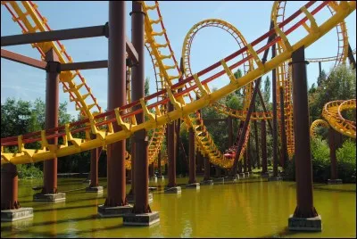 Ce parc a pour thème l'univers de célèbres gaulois. Il s'agit du parc...