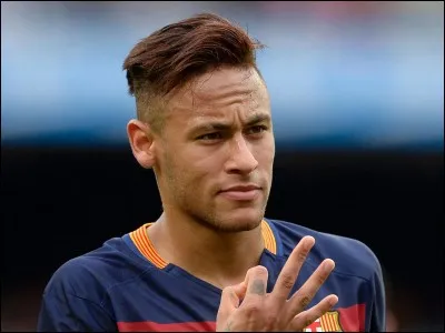 Avant de signer à Barcelone Neymar aurait dû signer dans quel club ?