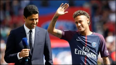 En 2017 de quel club Neymar est-il parti pour rejoindre le Paris Saint-Germain ?
