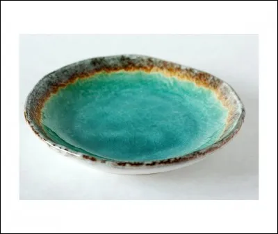 Jambe, mains, assiette sont des aides :