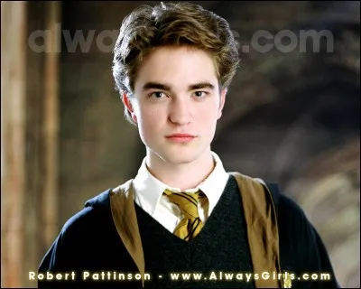 Quel acteur joue le rôle de Cédric Diggory dans le quatrième volet de la saga ?