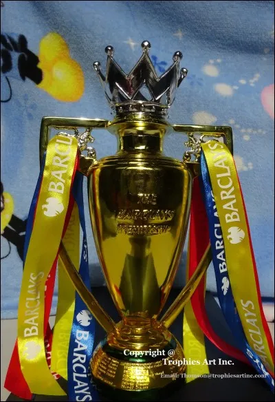 Quel club a remporté le seul trophée de Première League en or ?