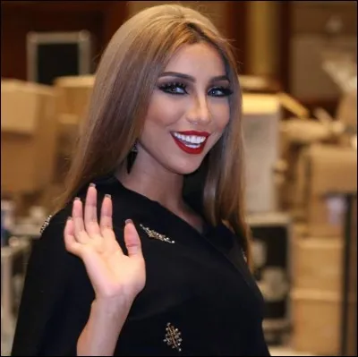 Comment s'appelle cette chanteuse ?