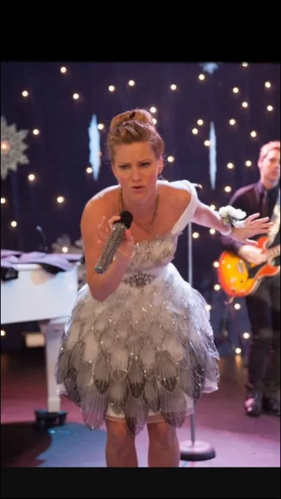 Qui a habité chez elle pendant 1 an ?