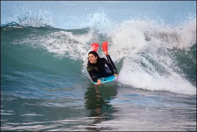 Quel est ce sport où il fait avant tout être un excellent nageur ?