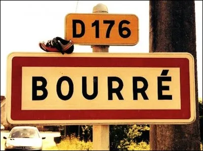 Vous n'avez pas la berlue, ce village existe !