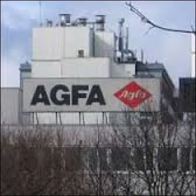 Que fabrique-t-on dans cette usine d'Agfa-Gevaert en Belgique ?