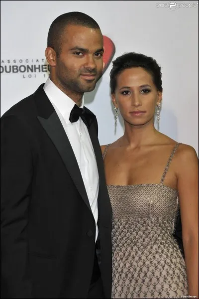 Ils sont ensemble depuis le mois d'avril 2011 et se sont fiancés durant l'été 2013. Quand se sont-ils mariés ?