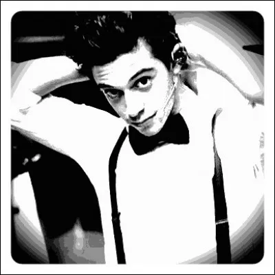 Ruggero Pasquarelli a une nouvelle copine.