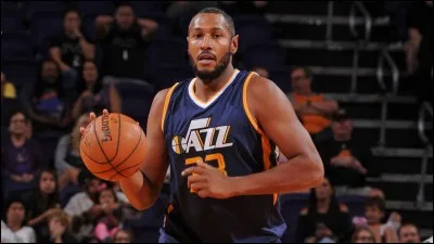 Combien de points a-t-il marqué en sélection avec l'équipe de France ?