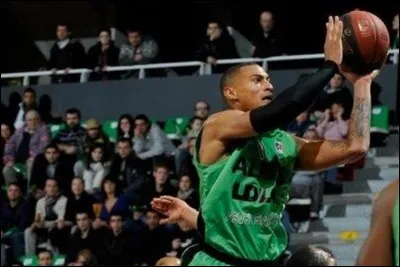 Il retourne ensuite à l'ASVEL. Quand quitte-t-il ce club ?