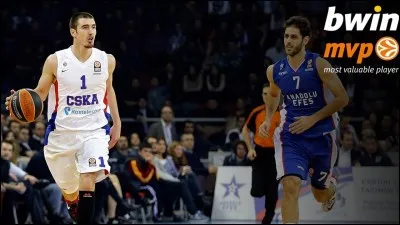 A quel poste évolue-t-il ?