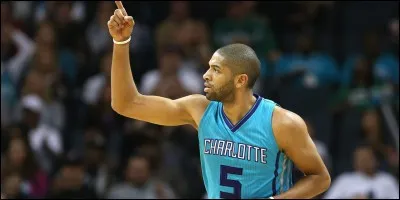 Dans quelle ville a-t-il été au collège ?