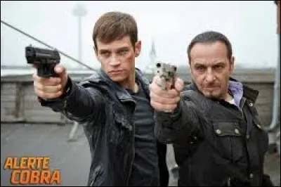 Comment s'appelle le personnage qui est avec Sami dans la saison 35 ?