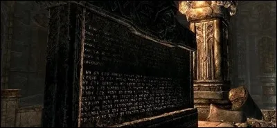 Quelle épée obtenez-vous en récompense après avoir récupéré de quoi traduire le journal dans le musée de Calcemo ?