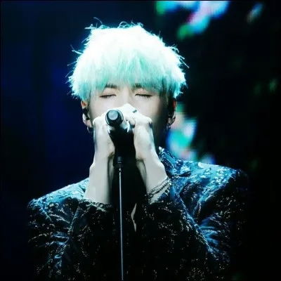 Quelle chanson Suga a-t-il écrite en moins de 40 minutes ?