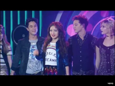 Dans quelle saison Matteo et Simón sont-ils amis ?