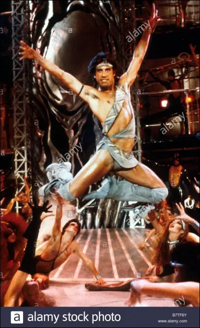 Qui a réalisé le film "Staying Alive" en 1983 ?