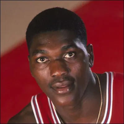 De quelle nationalité est Hakeem Olajuwon, le n°1 de la draft 1984 ?