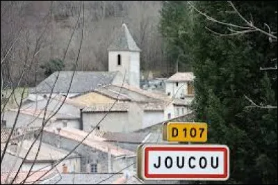 Petit village de 35 habitants de l'arrondissement de Limoux, en Occitanie, Joucou se situe dans le d&eacute;partement ...