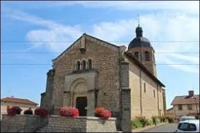 Localis&eacute; entre la plaine de la Dombes et le bocage bressan, Saint-Julien-sur-Veyle est un village d'Auvergne-Rh&ocirc;ne-Alpes situ&eacute; dans le d&eacute;partement ...