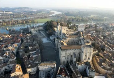 On y danse, on y danse, mais ce n'est pas suffisant pour être inscrit au patrimoine mondial de l'Unesco !