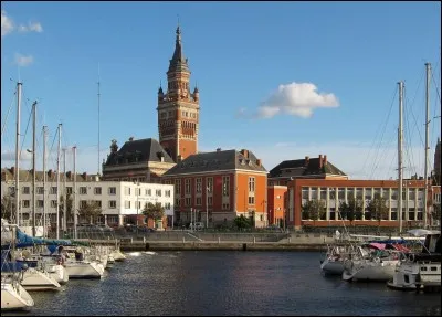Sur cette photo, vous apercevez le beffroi de la cathédrale d'Amiens, admis lui aussi au patrimoine mondial de l'Unesco !
