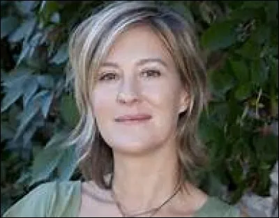 Pour quelle publicit&eacute; La&euml;titia pr&ecirc;te-t-elle sa voix ?