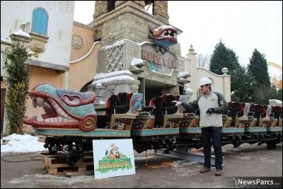 Au parc Bellewaerde il y a le "Huracan".