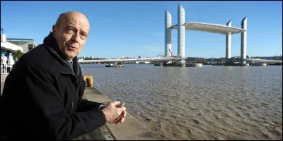 En quelle ann&eacute;e Alain Jupp&eacute; a-t-il &eacute;t&eacute; &eacute;lu pour la deuxi&egrave;me fois maire de Bordeaux ?