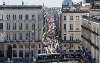 Quelle est la longueur de la rue Sainte-Catherine ?