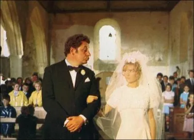 Un film d'Yves Robert en 1967 avec PhilIppe  Noiret, Jean Carmet et Marlne Jobert ...