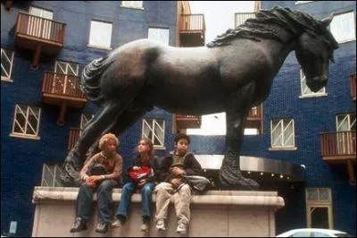 Un film Richard Berry en 2003 avec Jules Sitruk, Jean Benguigui et Murray Head ...