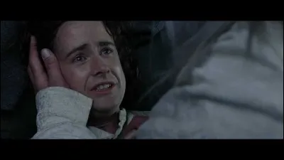 Que découvre Pippin dans l'eau en Isengard ?