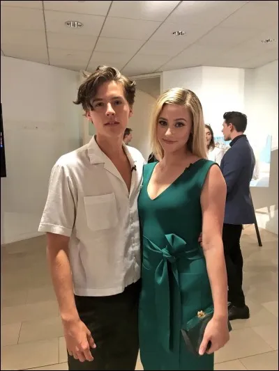 Quel est le lien entre Jughead Jones et Elizabeth (Betty) Cooper ?