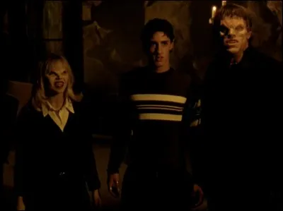 [Bienvenue à Sunnydale 2] Par quel vampire Jesse, le meilleur ami d'Alex, se fait-il engendrer ?